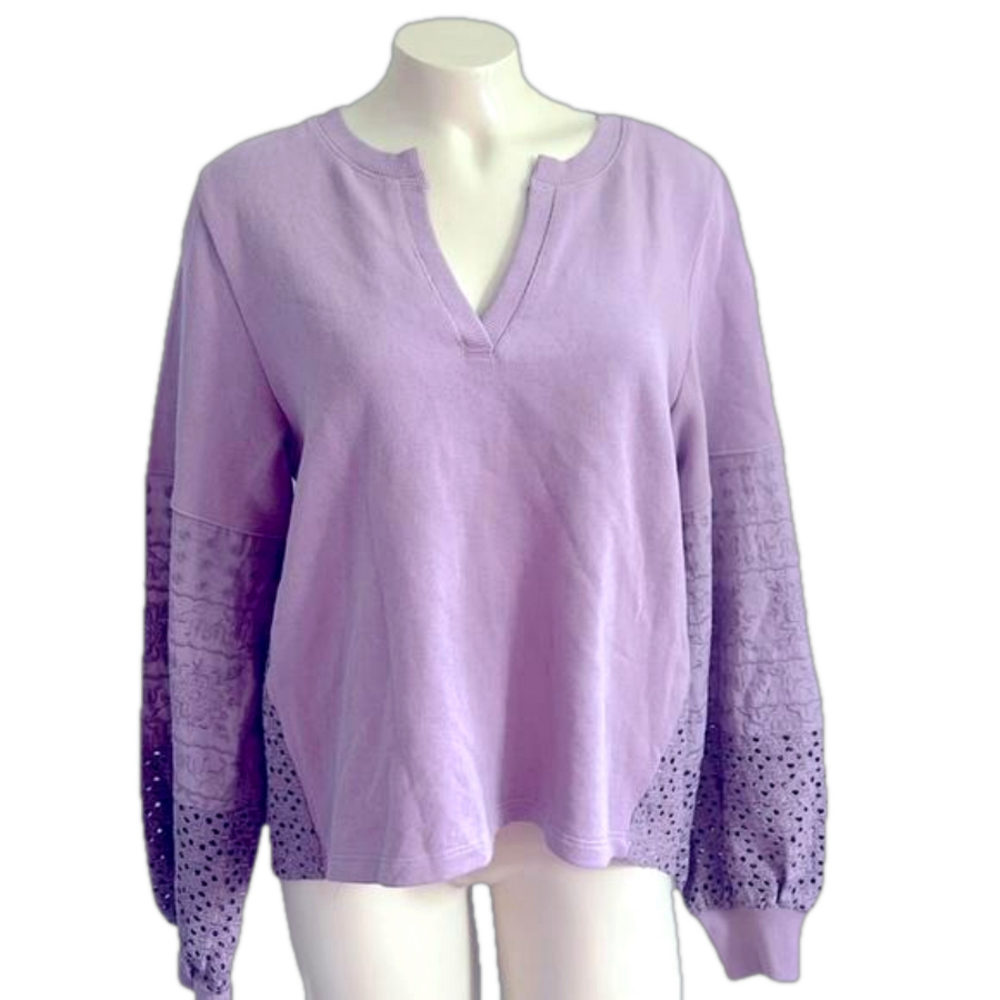 Anthropologie lilac eyelet balloon sleeve top SM( run big )